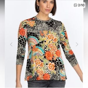 Johnny Was Top Women's Large Sunrise Favorite Crew Neck Swing Tee Bamboo Blend